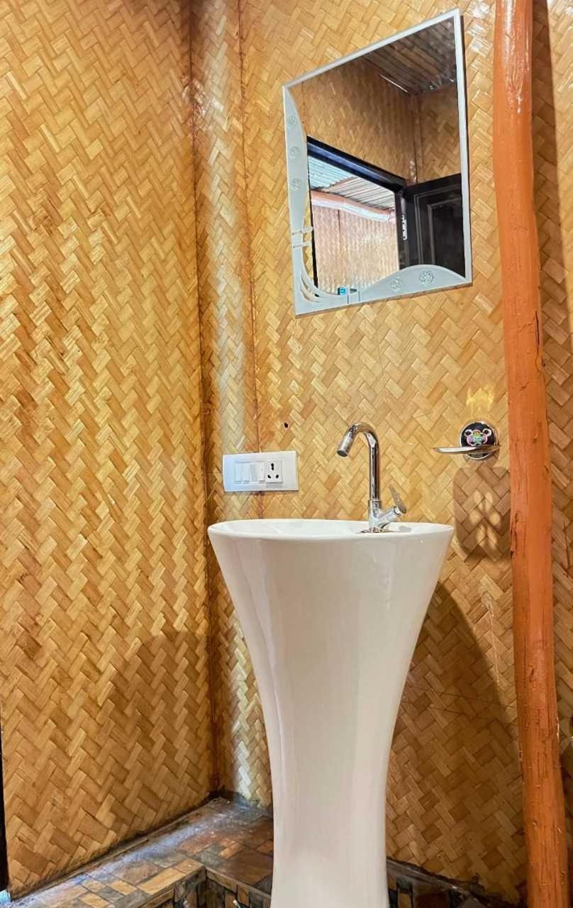 Hotel O Royal Tree Cafe And Resort Dehradun Luaran gambar